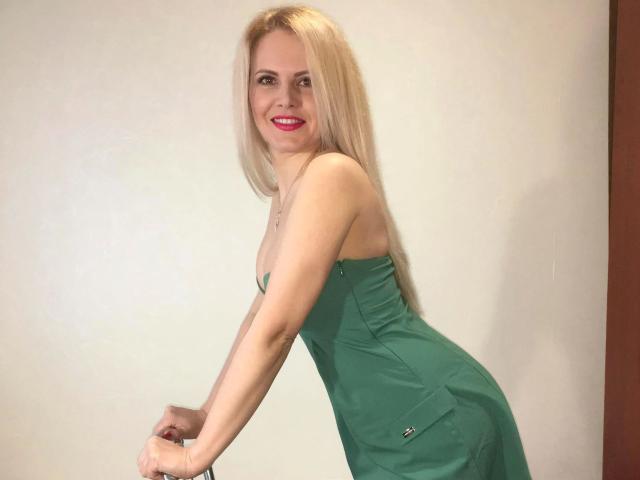 ReifeJuliette-hot - Live porn &amp; sex cam - 20513902