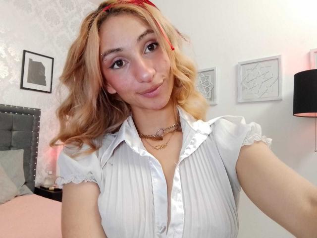 ArtMooon - Live sex cam - 20514394