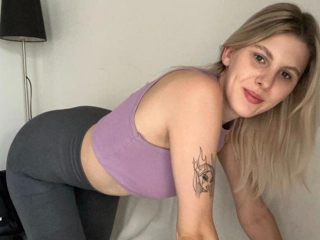 NicoleCherry-hot - Live Sex Cam - 20517802