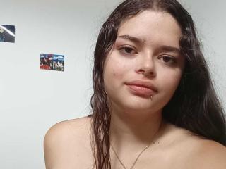 CoralineGhibli - Sexe cam en vivo - 20518106