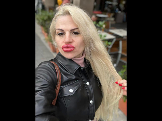 PamelaDeluxe-hot - Sexe cam en vivo - 20520002