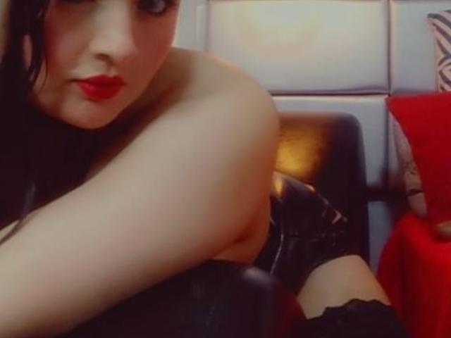LindaSophieX - Live porn &amp; sex cam - 20520338