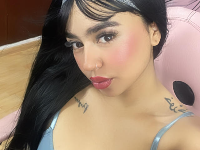 ThaliaCasstro - Live sex cam - 20523014