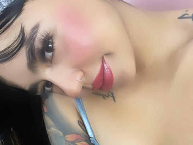 ThaliaCasstro - Live porn &amp; sex cam - 20523034