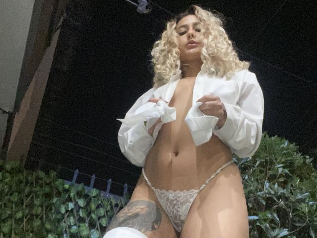 FloraSaenz - Live porn &amp; sex cam - 20533530