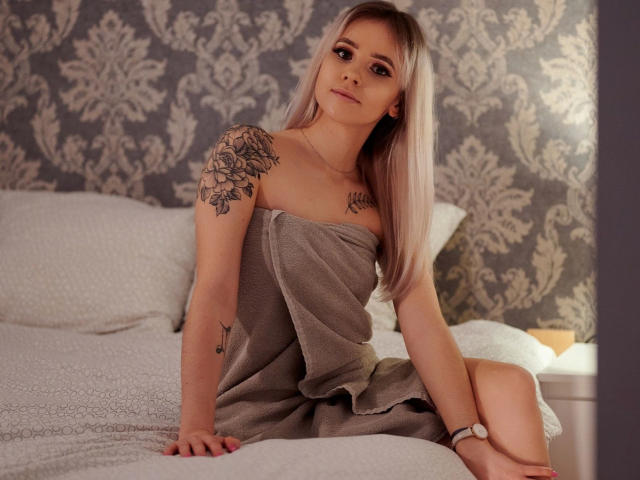 LindseyLovely-hot - Live sex cam - 20534750