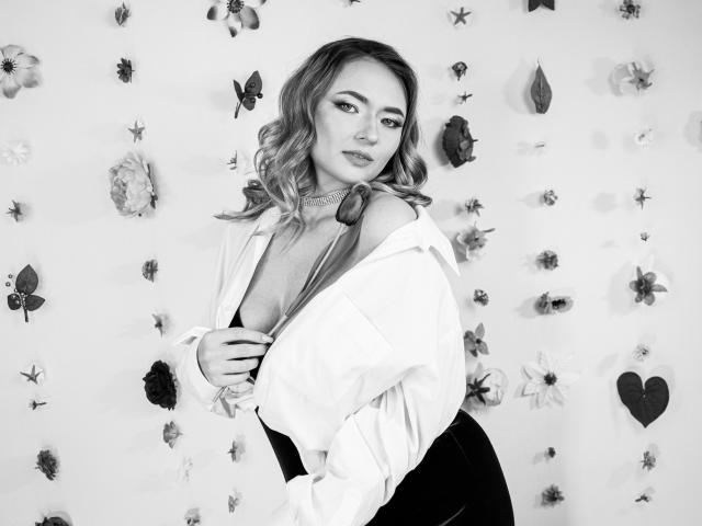 SallyVerda - Live sex cam - 20536194