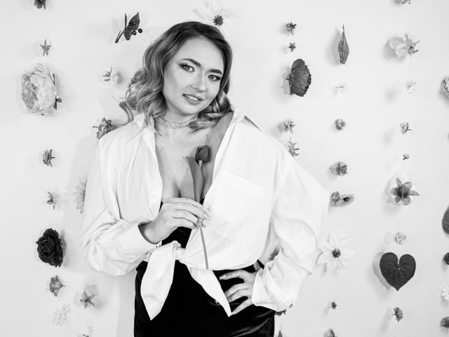 SallyVerda - Live sex cam - 20536214