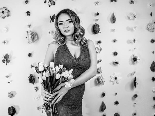 SallyVerda - сексуальная веб-камера в реальном времени - 20536314