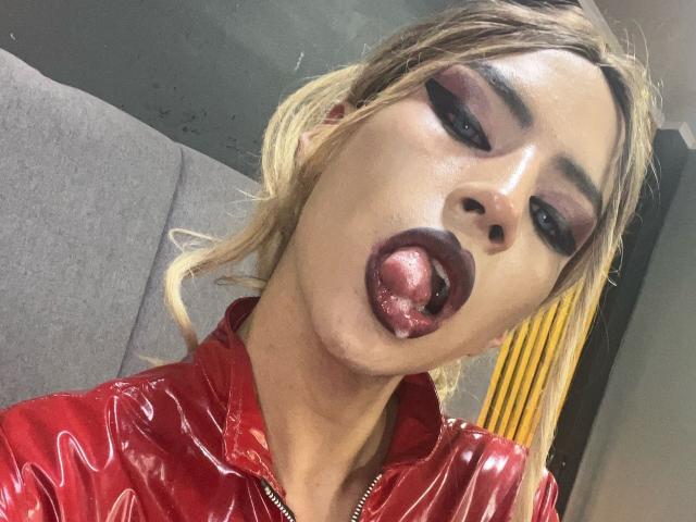 BrianaHollis - Live Sex Cam - 20539622