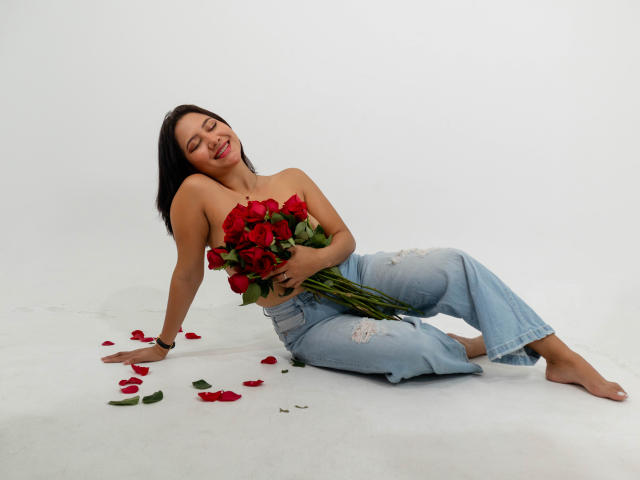 IrinaShery - Live sex cam - 20543770