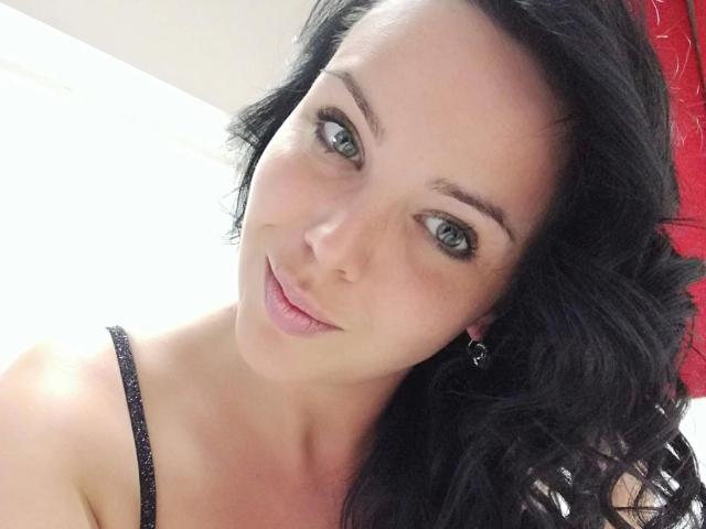 XxX-Melanie - Live sex cam - 20547126