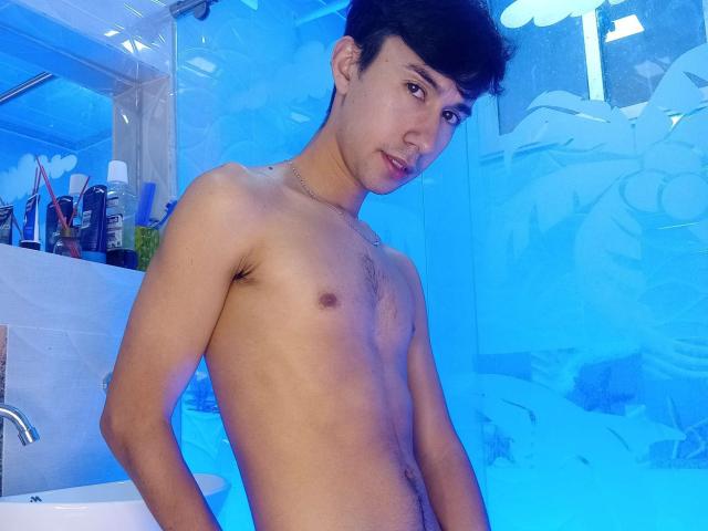 OliverMJ - Live sex cam - 20555002