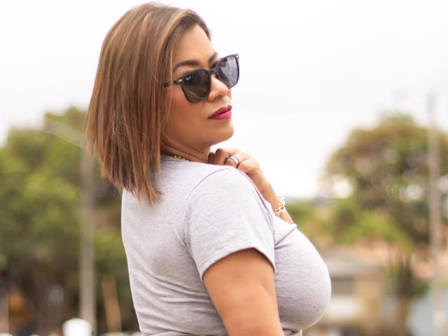 AlixLow - Sexe cam en vivo - 20557322