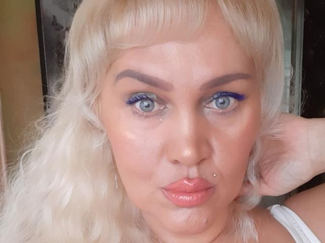 IsabellaBoni - Live sex cam - 20564450