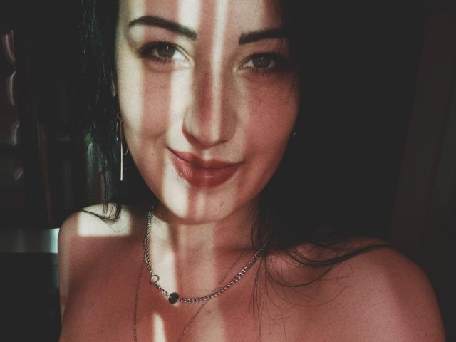 EmelineShannon - Sexe cam en vivo - 20570554
