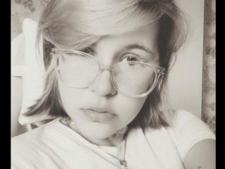 WilyButter - Live sex cam - 20581342