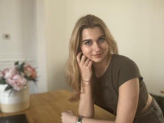 CatlsLikeMur - Live sex cam - 20582782