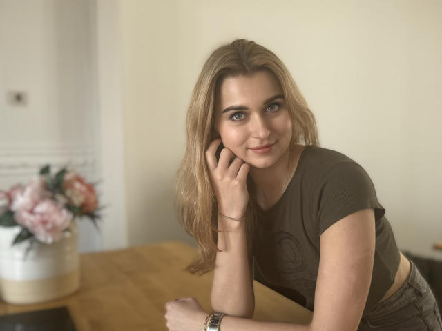 CatlsLikeMur - Live sex cam - 20582782