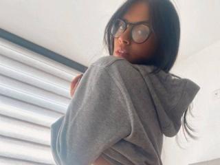 NiaWhite - Live sex cam - 20583714