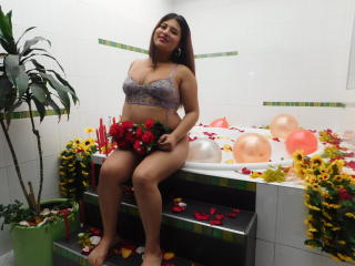 LesbianBebesI - Live sex cam - 20589378
