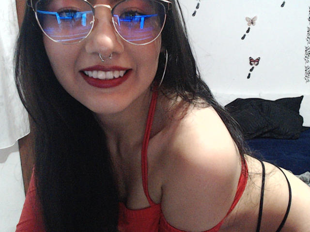LucyJhones - Live sexe cam - 20599098