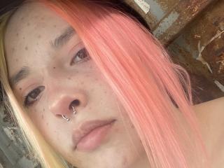 MilaniaLips - Sexe cam en vivo - 20604238