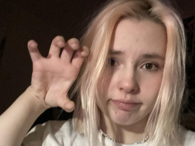 MilaniaLips - Live sex cam - 20604246