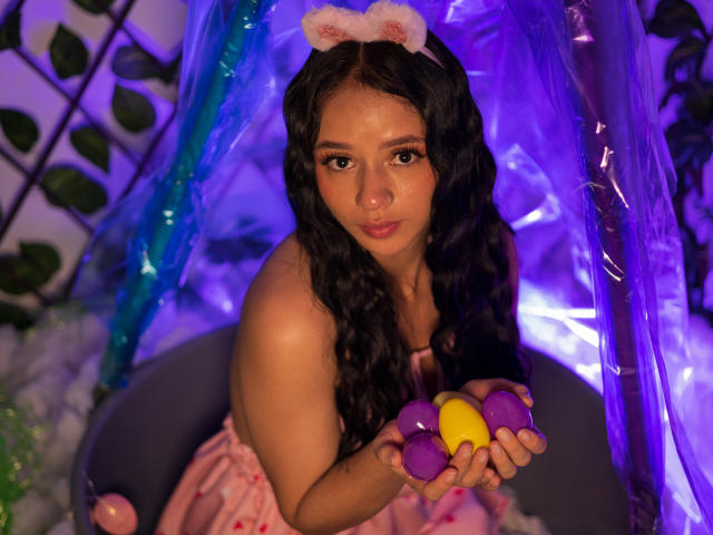 KloeThompson - Live Sex Cam - 20606338