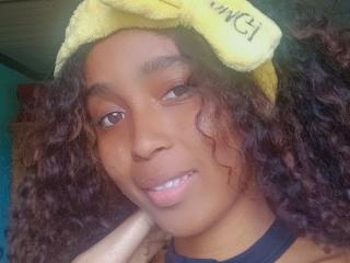 Sexy nude photo of Laminah