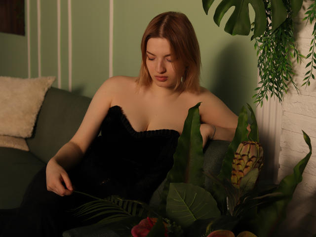 ElinaPearce - Live sex cam - 20622078