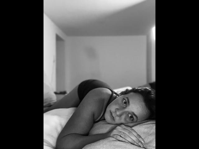 Bunny-Young - Live sex cam - 20622646