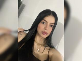 IsabellaJames - Live porn &amp; sex cam - 20632174