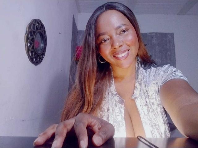 EmiraHot - Live sexe cam - 20632490