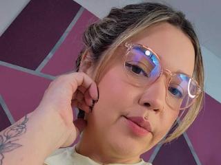 KimBradley - Live sex cam - 20635554