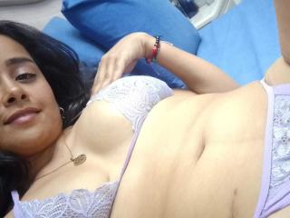 DanielleHot69 - Live sexe cam - 20636802