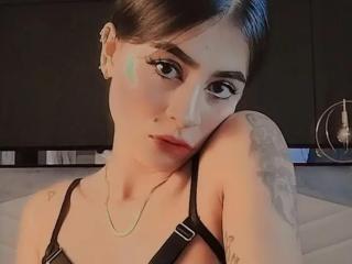 MichelleBenett - Live Sex Cam - 20637334