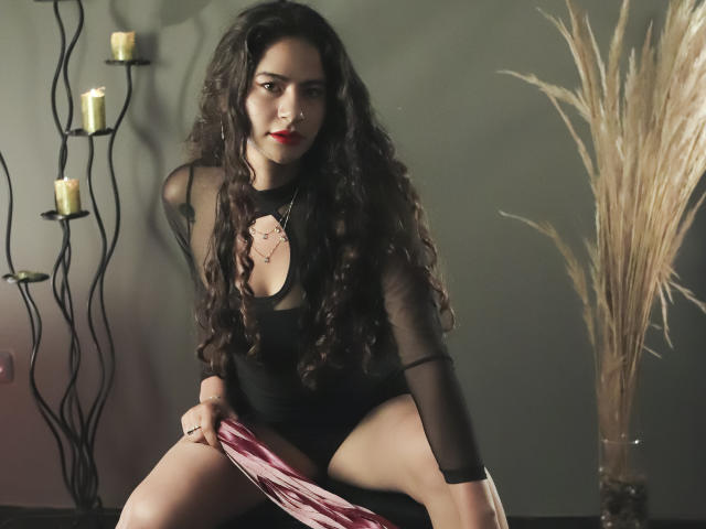 MaraGilbert - Live sexe cam - 20644710
