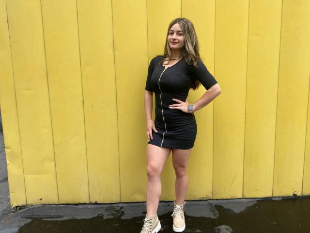 AtheneaRossi - Live porn &amp; sex cam - 20644946