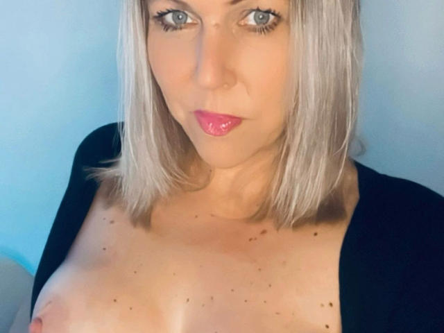 CurvyLola-hot - Live porn &amp; sex cam - 20654054