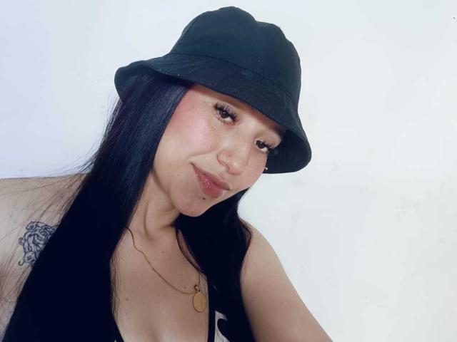 ZoeEvans69 - Live porn &amp; sex cam - 20663774