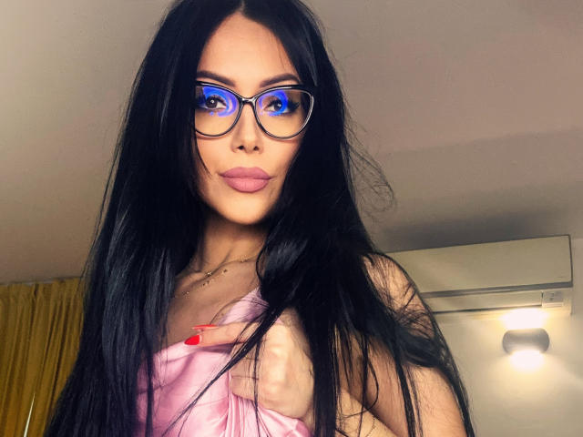 Nadeen - Élő pornó és szexkamera - 20667490