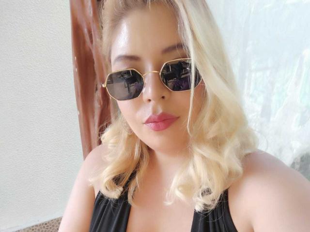 MilenaDutty - פורנו בשידור חי ומצלמת סקס - 20672010