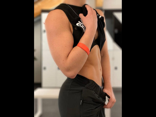 LittleHercules-hot - Sexe cam en vivo - 20675294