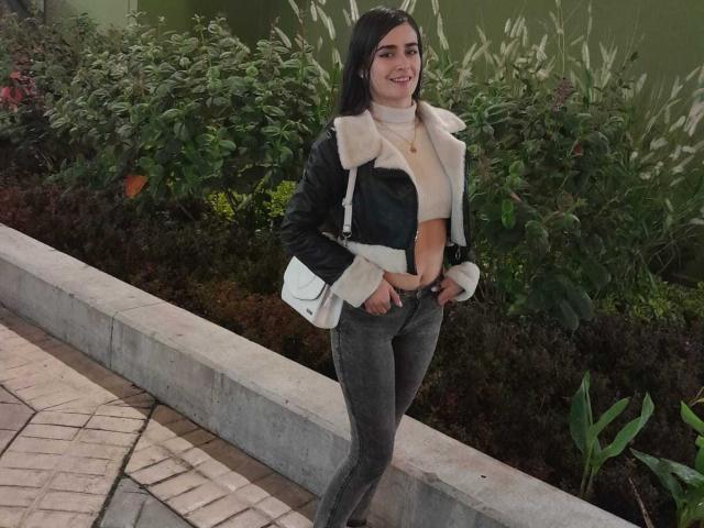 AriannaMour - Live Sex Cam - 20680934