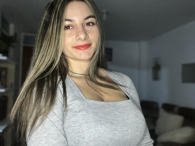 AtheneaRossi - Live porn &amp; sex cam - 20682790