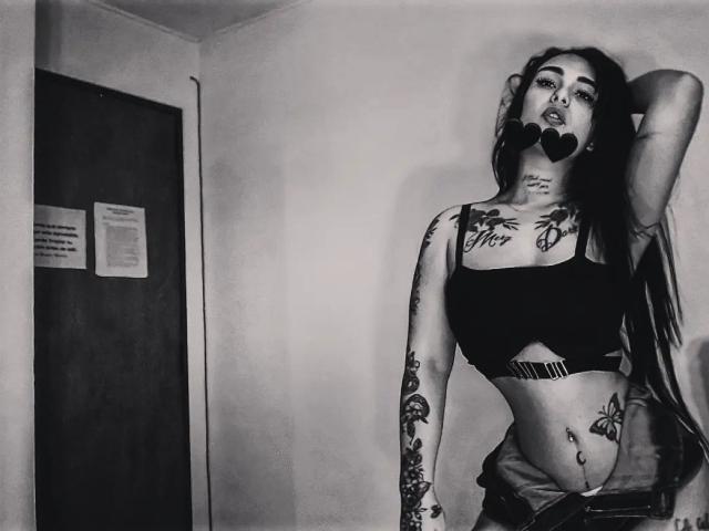 MelanyeLopez - Live porn &amp; sex cam - 20683346