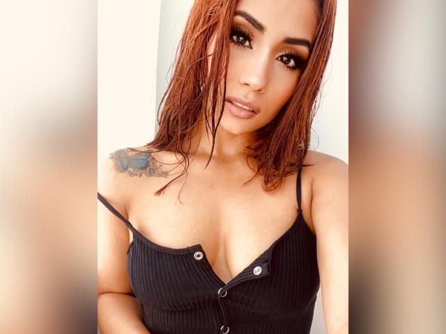 KattyWattson - Live sex cam - 20684802