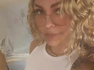 kyraX - Live sex cam - 20685954