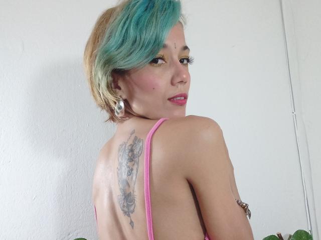 Veroo69 - Live sex cam - 20687162
